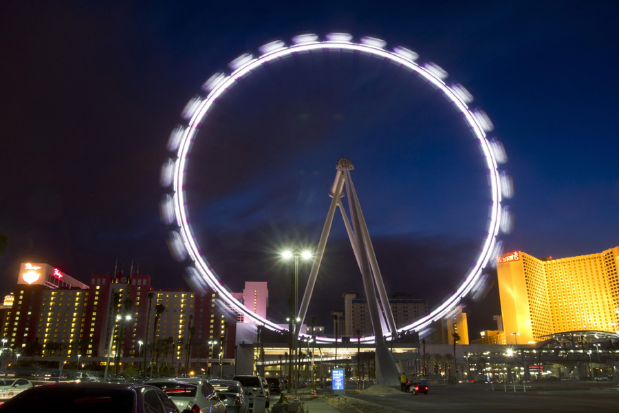 World's tallest ferris wheel opens in Las Vegas