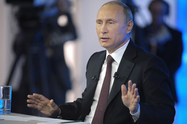 Putin urges intra-Ukraine dialogue