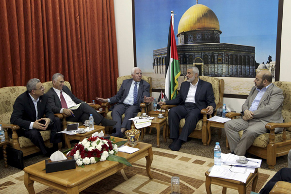 Hamas, PLO announce reconciliation agreement