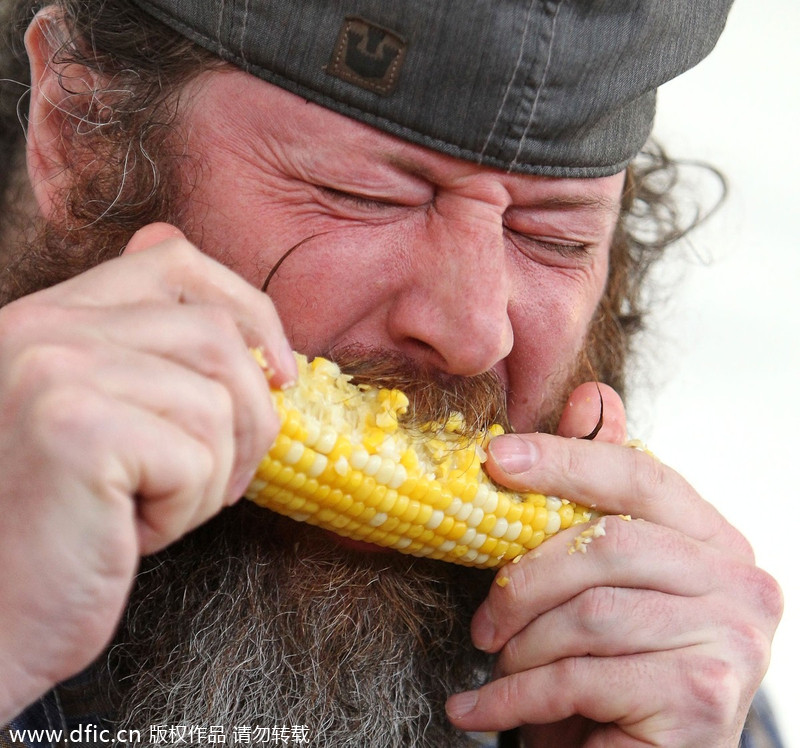 Corn-eating championship in Florida