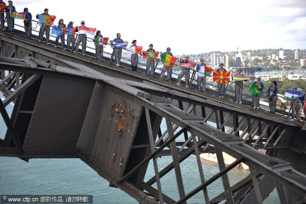 Sydney Harbour Bridge climb breaks record