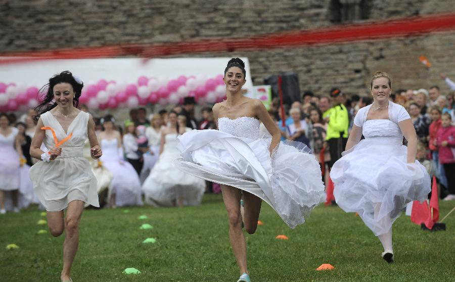 Runaway Brides competition held in Estonia