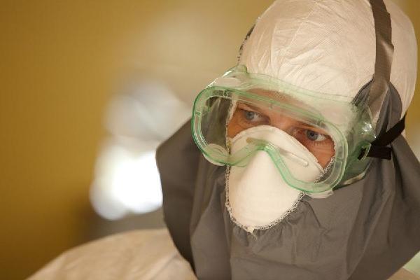 Ebola fears grow across globe