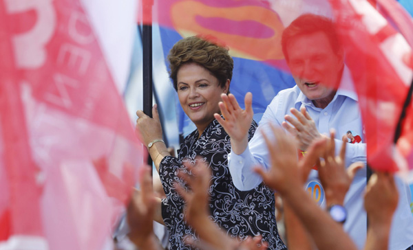 Polls shows Rousseff gaining momentum