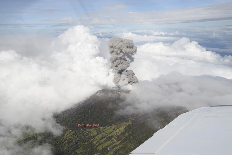 Costa Rica's Turrialba volcano erupts