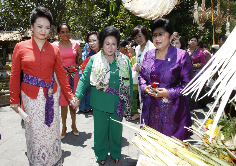 Traditional dresses add color to APEC