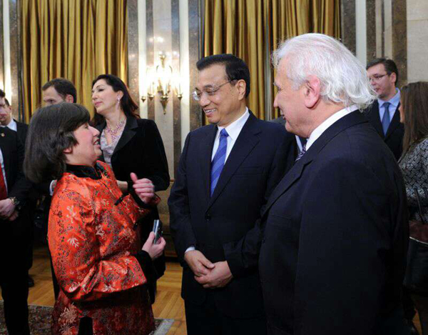 Premier Li receives Belgrade honorary citizen charter