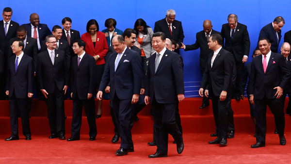 Xi renews vow of Latin America aid