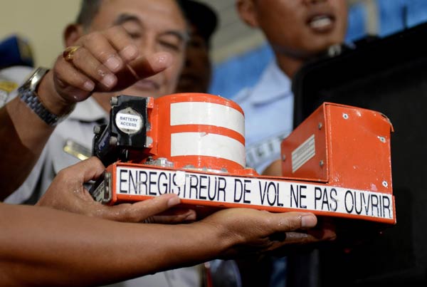 AirAsia crash report won't include black box data