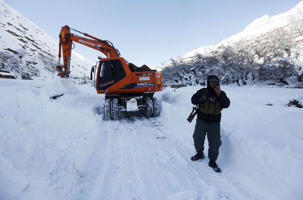 Death toll of snowfall, avalanches rise to 216 in Afghanistan