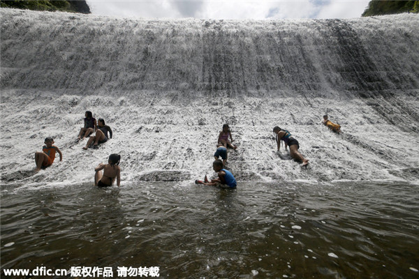 Filipinos flock to Wawa Dam on World Water Day