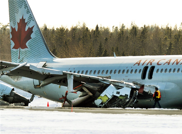 Air Canada flight crash lands, no serious injuries