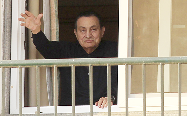 Egypt court sentences Mubarak, sons to three years in jail