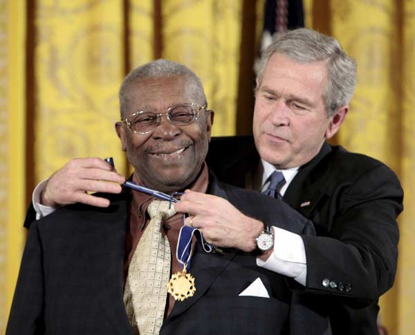 Blues legend B.B. King dies at age 89