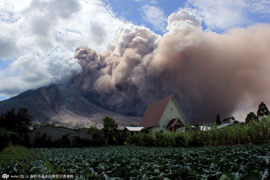 Indonesia volcano unleashes fresh burst