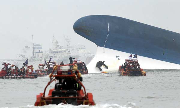 China group to salvage South Korea's sunken ferry