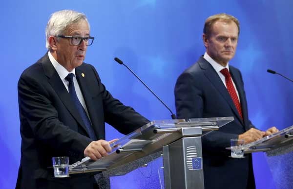 EU leaders seek unity on refugee plans