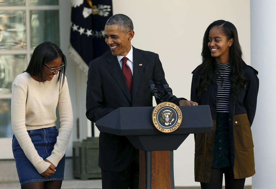 Obama pardons National Thanksgiving Turkey 'Abe'