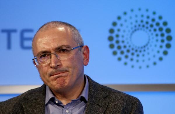Russia wants Khodorkovsky arrested abroad on murder charges