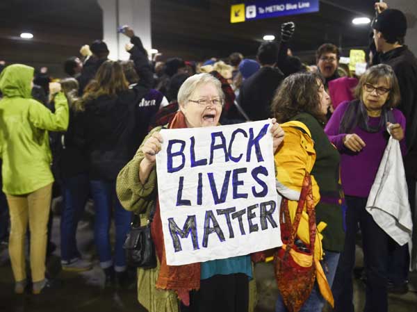 Black Lives Matter holds 'Black Xmas' protests in Minnesota, California