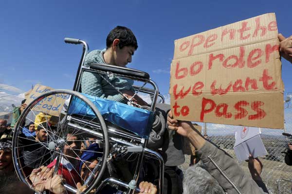 70,000 may become trapped in Greece
