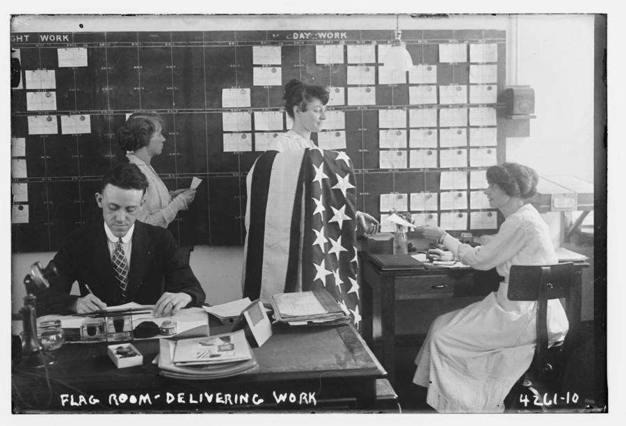 Women in workplace 100 years ago