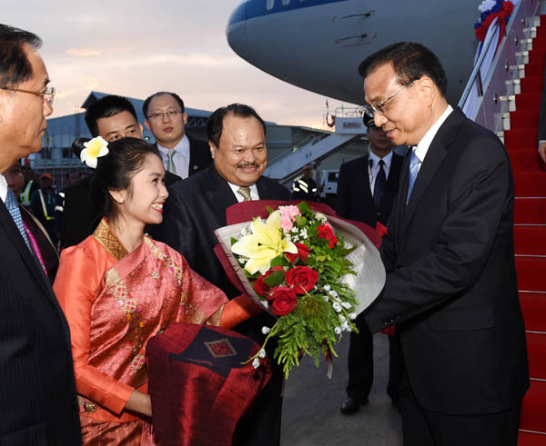 Premier to announce new initiatives while in Laos