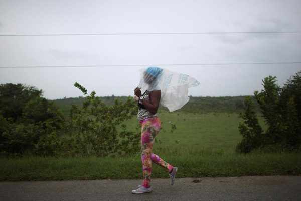 Hurricane Matthew hits eastern Cuba 'hard'