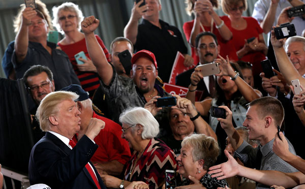 Republican voters frown on party establishment's criticism of Donald Trump