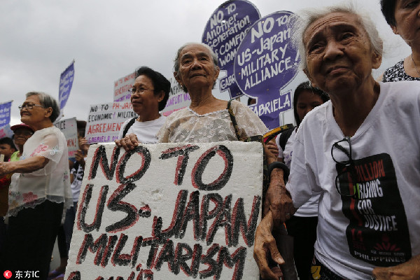 Aging Filipino 'comfort women' protest Japanese PM's visit