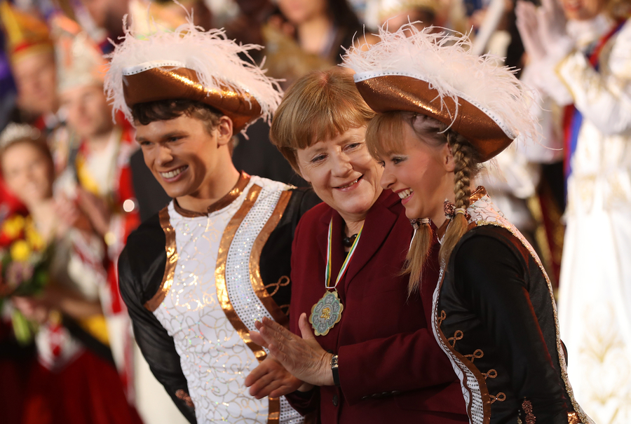 German chancellor attends carnival reception
