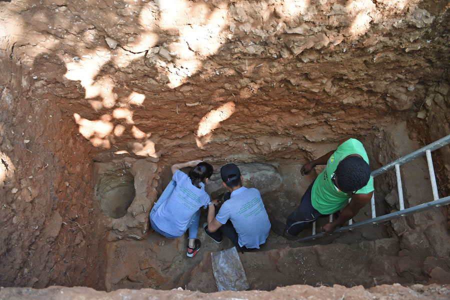 Kenya excavates skeletons of people with Chinese blood