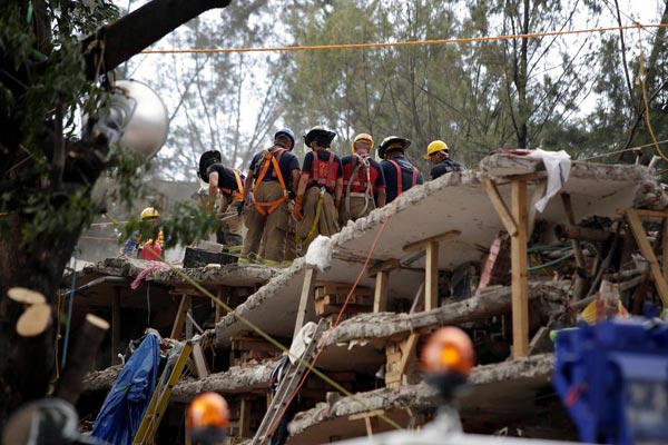 Quake-hit Mexico City unveils reconstruction plan