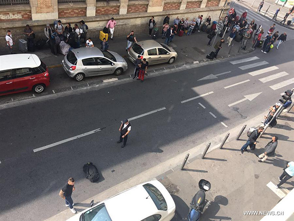 Knife attack at French railway station 