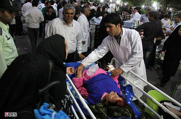 Iran earthquakes kill 180, injure 1,300