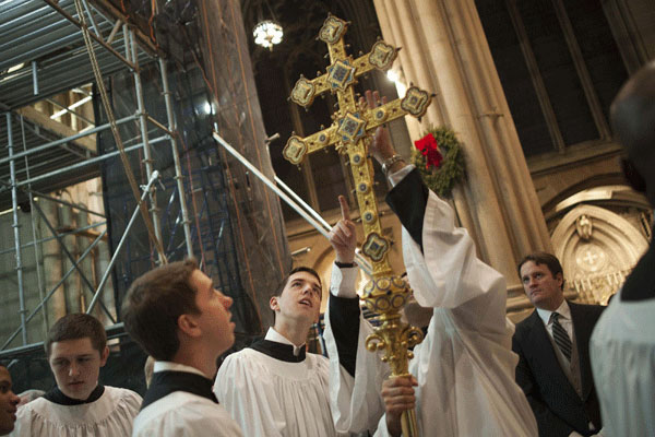 Midnight Christmas mass held in New York