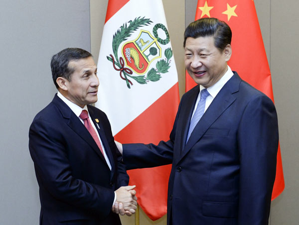 Xi hails China-Peru progress