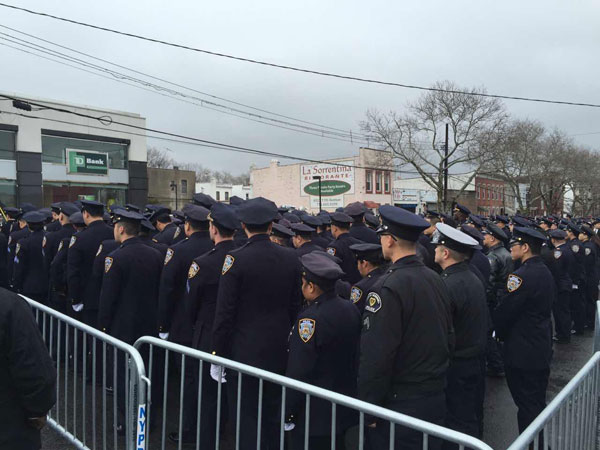 New York mourns slain police officer