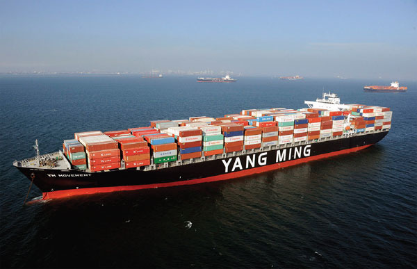 Port standoff creates logjam in cargo traffic