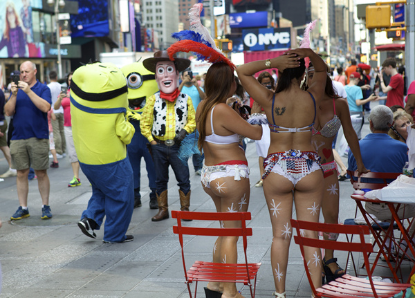 Tourists: Don't change Times Square