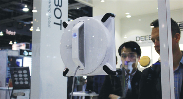 Home robot-maker still scans market