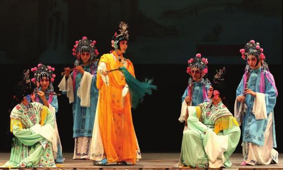 Peking Opera appreciated in DC