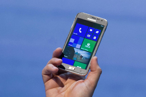 Samsung steals march on Nokia with first Windows phone