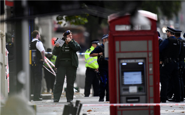 Driver arrested after hitting and injuring several people outside London museum