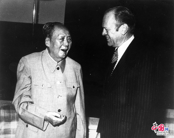 Historical photos of Chinese, American leaders' meets
