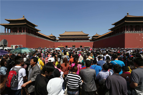 Tourism boosted in Beijing during May Day holiday