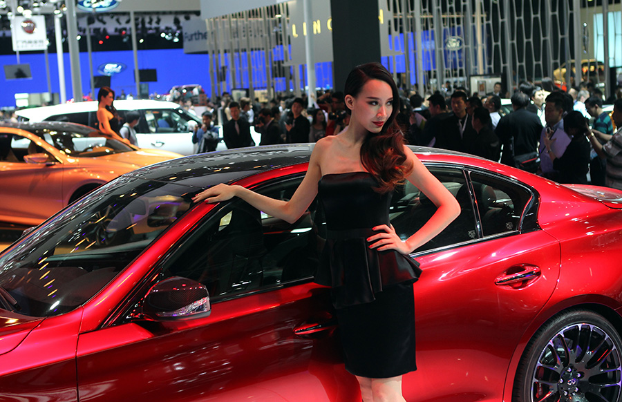 In photos: cars dazzle at Beijing Auto Show