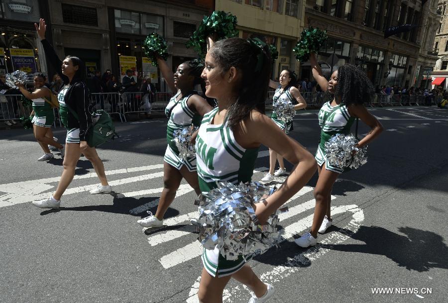 Thousands of dancers attend annual dance parade in NYC