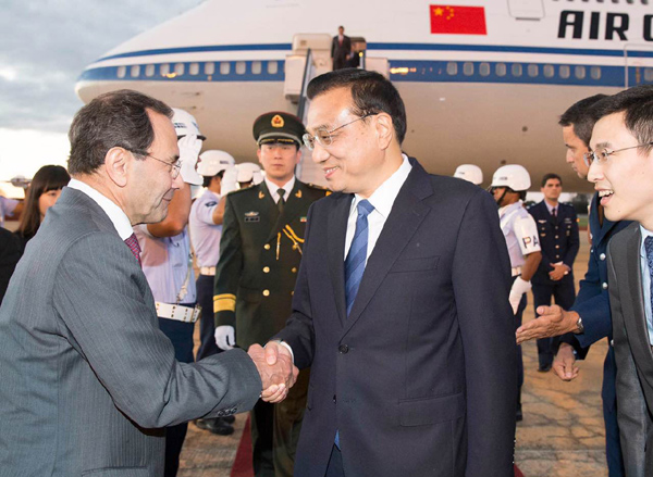Premier Li arrives in Brazil to start official visit