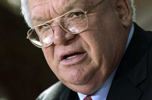 Former US House Speaker Hastert indicted on federal charges